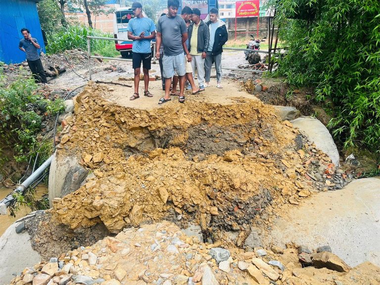 बनेपा–नाला–भक्तपुर सडक पुनः अवरुद्ध