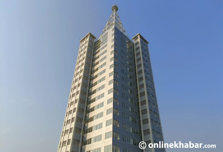 दैनिक ४ सयभन्दा बढी अवलोकनकर्ता दमक टावरमा