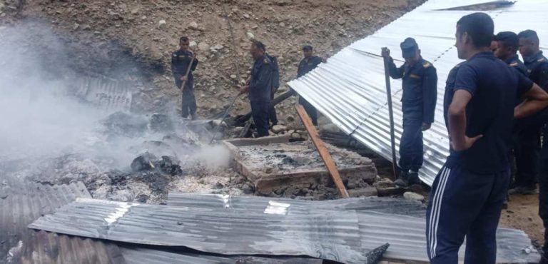 हुम्लामा किराना पसलमा आगलागी