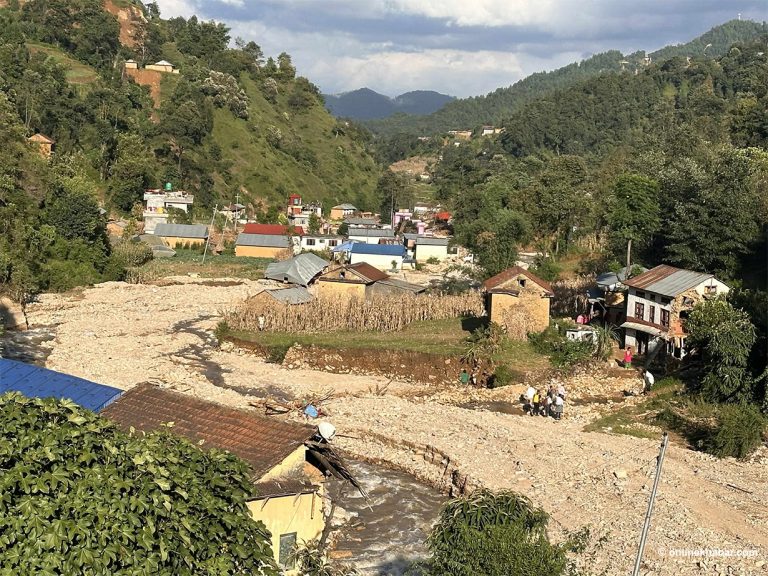 मनसुनजन्य विपतबाट काभ्रेका ३९५ बस्तीका २३ हजार जना उच्च जोखिममा