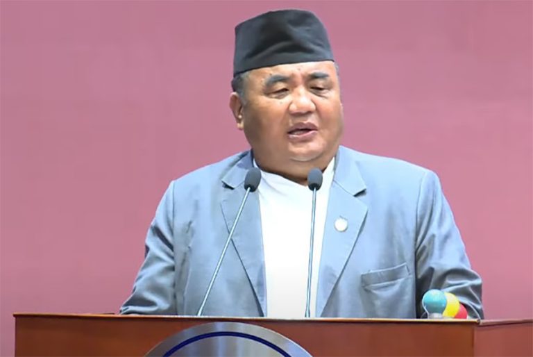कमजोर आर्थिक अवस्थाका कारण सुरक्षाकर्मीको सेवा वृद्धि गर्न सकेनौं : रक्षामन्त्री राई