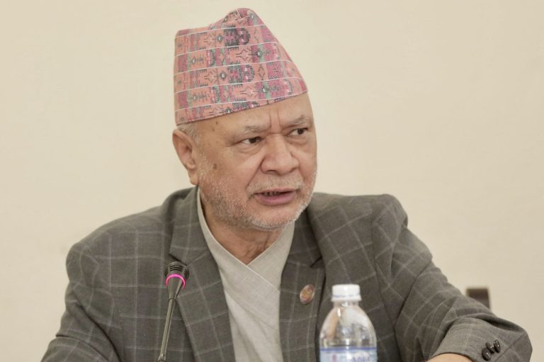 ओली समूहमा परेनन् रघुजी पन्त, उपाध्यक्षमा दिए स्वतन्त्र उम्मेदवारी