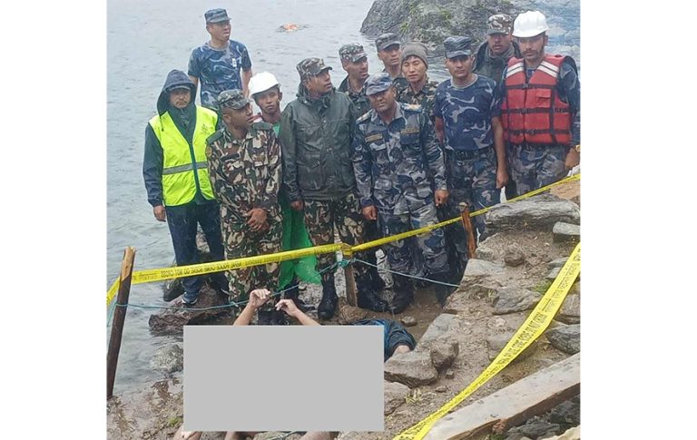 प्रतिकूल मौसमले गोसाइकुण्डमा भेटिएको दुईजनाको शव काठमाडौं ल्याउन सकिएन