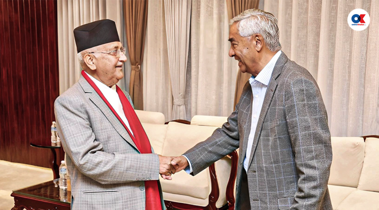 सरकार ढल्दैन, कांग्रेसका मन्त्री फेरिंदैनन्, एमालेका फेरिन सक्छन्