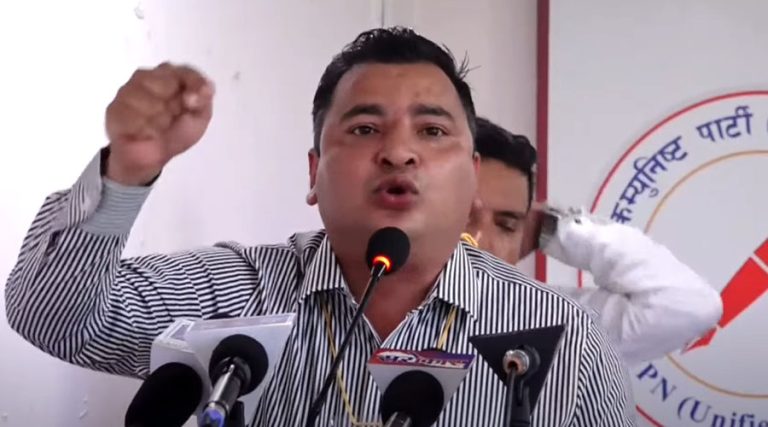 झांक्रीलाई लक्षित गर्दै पराजुलीले भने– स्टन्टबाजी हेर्दैछौं, समय आएपछि गुन तिर्छौं