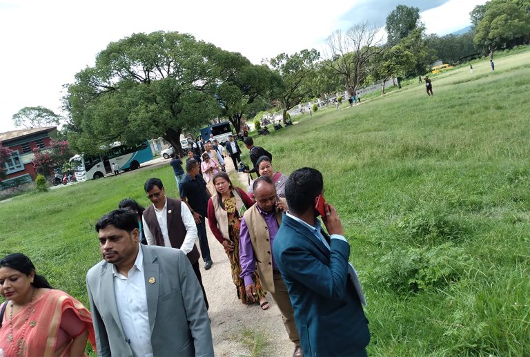 त्रिवि छात्राबासमा सफाइ र व्यवस्थापन गएगुज्रेको : संसदीय टोली