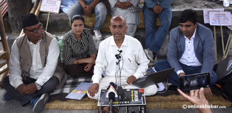 अनशनरत मेयर भट्टराईको जीवन रक्षाका लागि आयोगको आग्रह