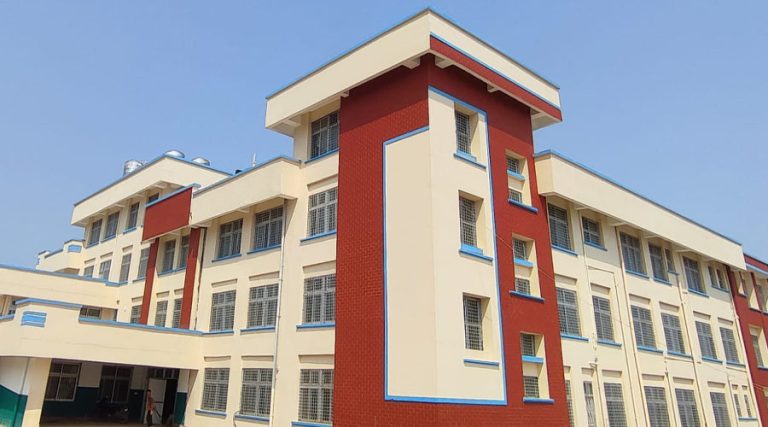 बैतडी जिल्ला अस्पतालमा पहिलो पटक हर्नियाको शल्यक्रिया