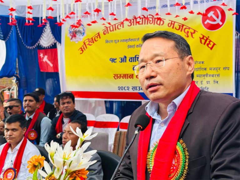 दुई तिहाइको सरकारले अर्थतन्त्र सुधार्न सकेन : वर्षमान पुन