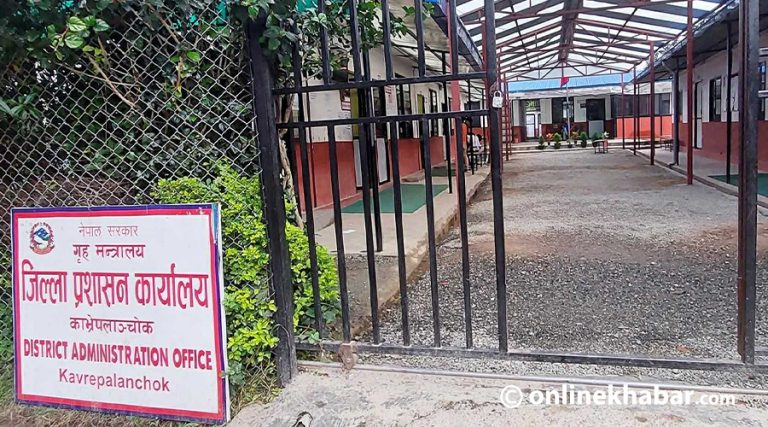 काभ्रेमा ७१ जनाले परित्याग गरे नेपाली नागरिकता, १० जनाको नागरिकता रद्द