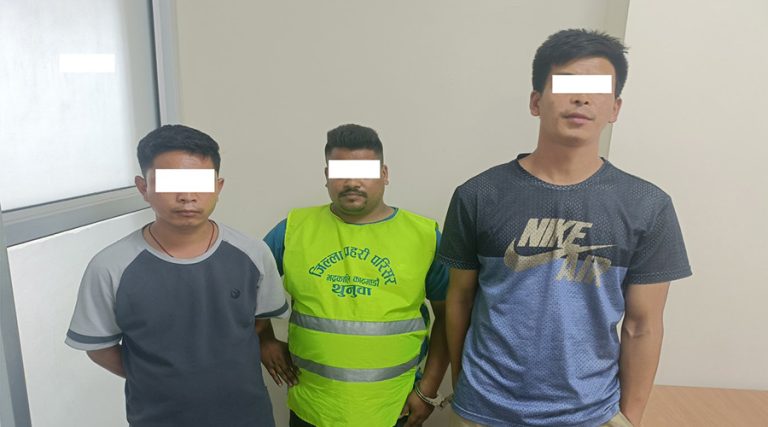 ४ लाखसहित ३ क्रिप्टो कारोबारी पक्राउ