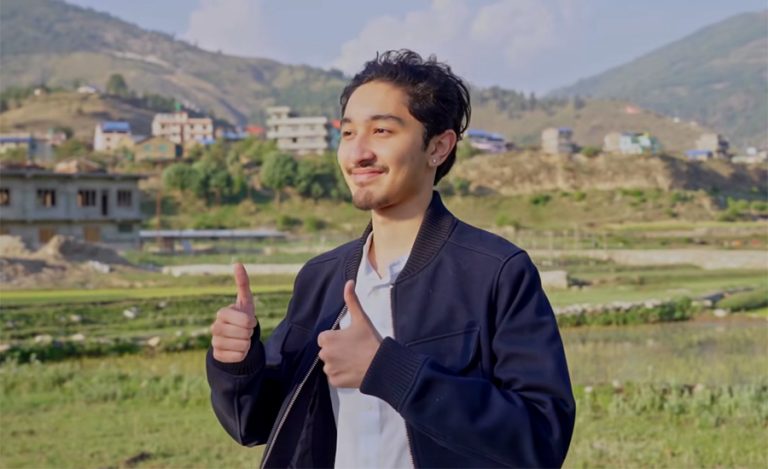 पहिलोपटक समुदायमाझ यसरी खुले हृदयन्द्र, शालिन शैलीमा समृद्धिको बातचित