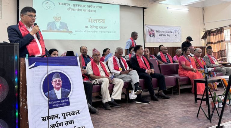 देशमा सकारात्मक काम भएका छन्, केही भएन भन्नु गलत : भौतिकमन्त्री