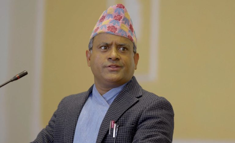 मुन्द्रेले ल्याए गाईजात्रा प्रस्तुति ‘व्यर्थ मन्त्रीको बजेट भाषण’