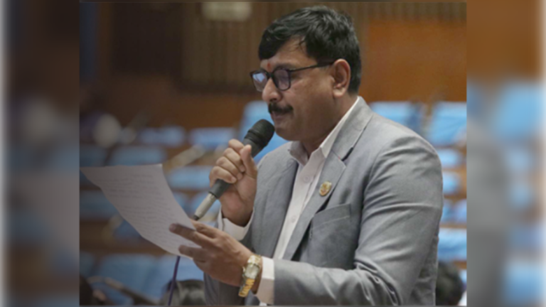 एमालेकै सांसदले मागे संघीय मामिलामन्त्री गुप्ताको बर्खास्ती