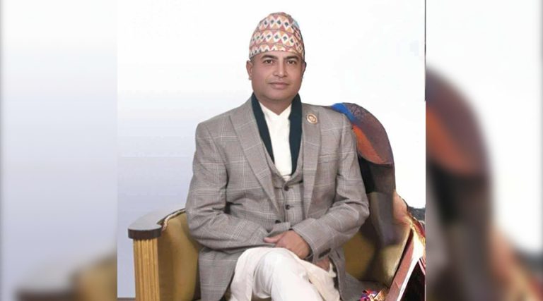 लिङ्देनसँग रुष्ट हुँदै राप्रपाका केन्द्रीय सदस्य कार्कीद्वारा पार्टी परित्याग