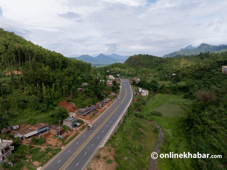 राजमार्ग दायाँबाँयाका जग्गामा लाग्ने विकास कर ५ प्रतिशत बिन्दु बढाइँदै