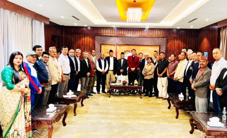 नेपाली खेलकुदमा तरंग ल्याउने प्रधानमन्त्री र सरोकारवालाबीचको भेट