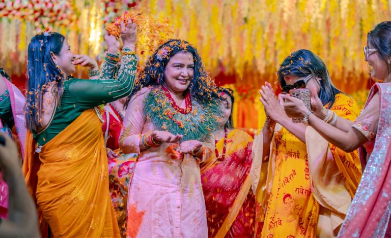 पशुपति पुगेर रेखाले भनिन्- साउन महिना हृदय स्वच्छ पार्ने मौसम पनि