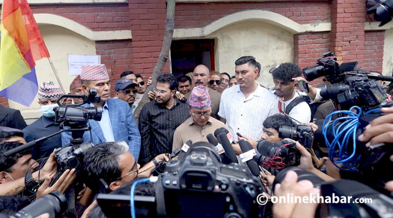 नयाँ पुराना सबै भ्रष्टाचार काण्डको छानबिन माग गर्दै राप्रपाले बुझायो अख्तियारमा ज्ञापनपत्र
