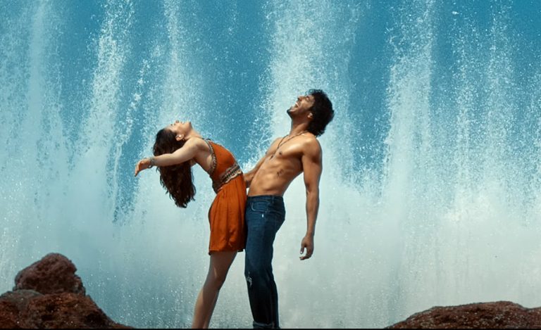 ‘सैयारा’ले भारतमा २० करोड ओपनिङ गर्ने प्रक्षेपण, स्टारका फिल्मलाई चुनौती