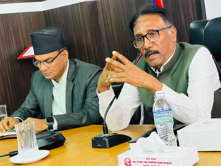 वैदेशिक रोजगारमा रहेकालाई प्रविधिमार्फत सेवा दिइने