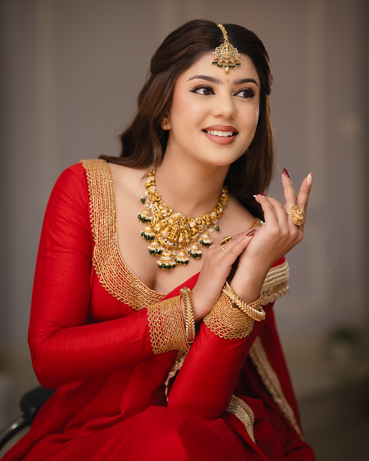 सकम्बरी बन्दै सनिशा