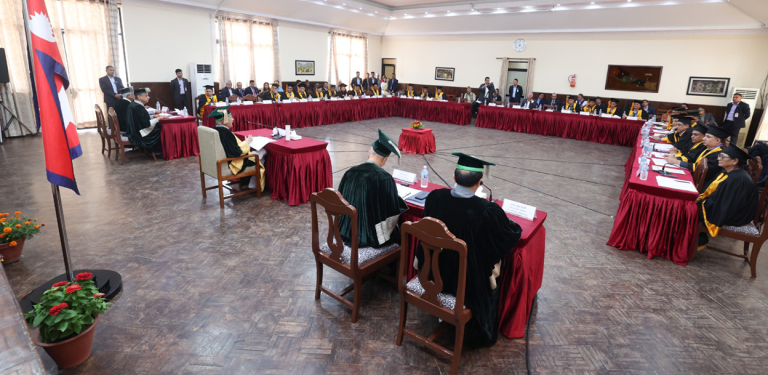 प्राज्ञहरूको प्रश्न : विश्वविद्यालयहरूको सिनेट प्रधानमन्त्री निवासमा किन ?
