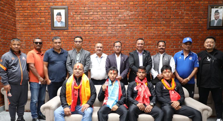 यू–२२ बक्सिङ च्याम्पियनसिपमा पदक विजेता खेलाडीको स्वागत