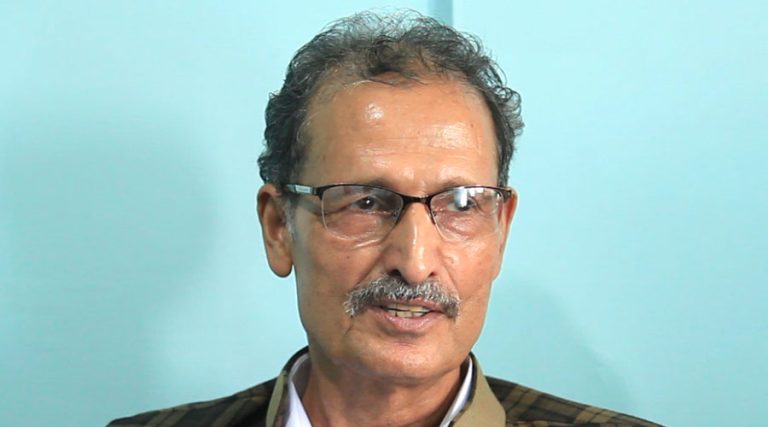सरकार अधिनायकवादतिर उन्मुख भयो : सापकोटा