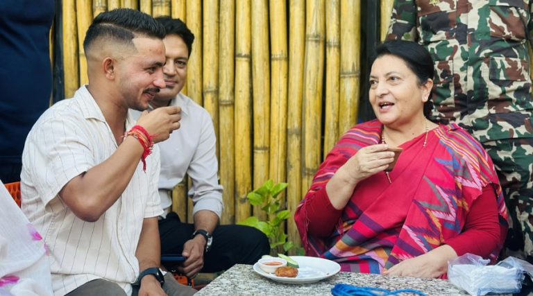 चियापसलमा पूर्वराष्ट्रपति भण्डारी