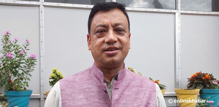 बहादुर बेलायत गएका बेला देउवालाई फकाए, दोस्रो प्रयासमा मुख्यमन्त्री बने