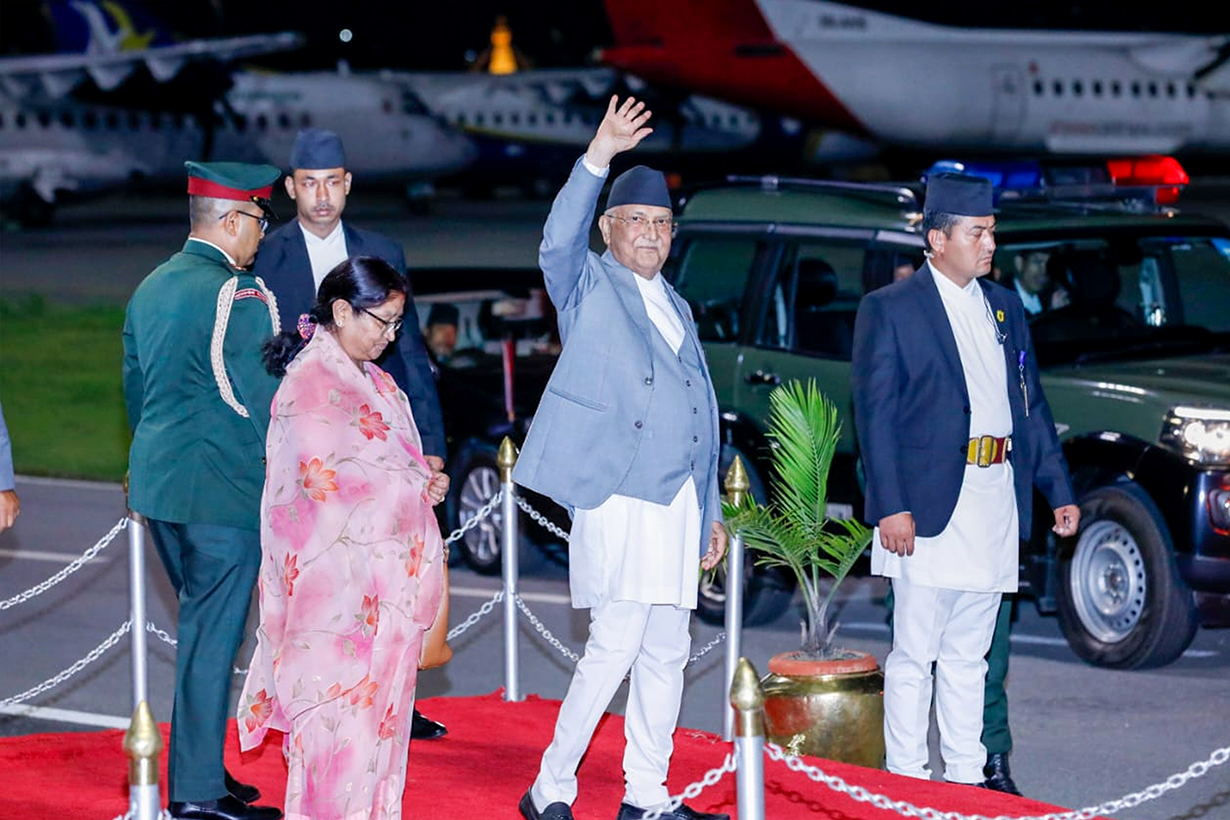 प्रधानमन्त्री ओली तुर्कमेनिस्तान प्रस्थान, कार्यवाहकको जिम्मेवारी सिंहलाई