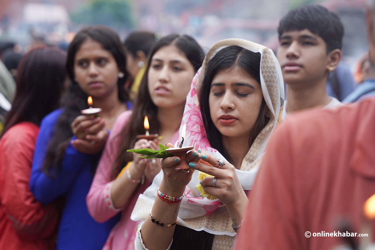 अन्तिम साउने सोमबारमा पशुपतिको दृश्य (तस्वीरहरू)