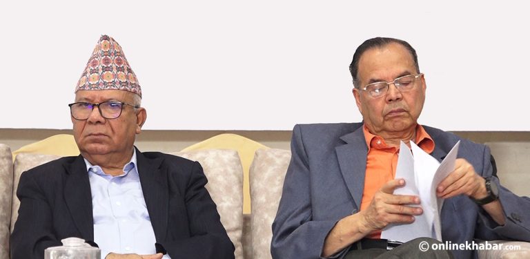 माधवले अध्यक्ष छाड्नुपर्ने झलनाथको प्रस्तावले संकटतर्फ एकीकृत समाजवादी
