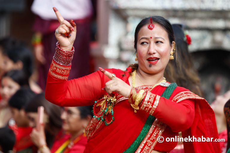 वसन्तपुरमा तीजको उल्लास (तस्वीरहरू)