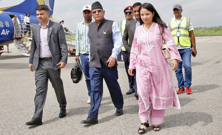 विद्या भण्डारीलाई राजनीतिमा फर्किने ढोका मैले खोलिदिएको हुँ : प्रचण्ड