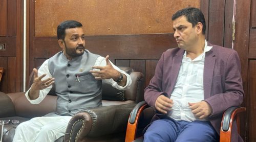 वीरगञ्जमा हैजा : स्वास्थ्य र खानेपानीमन्त्रीबीच छलफल, जनशक्ति थप्ने तयारी
