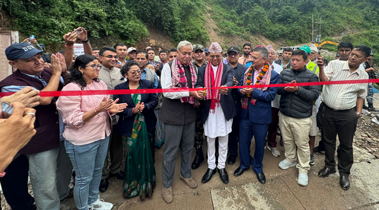 इलामको पुवा खोलामा सञ्चालनमा आयो बेलिब्रिज