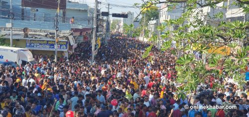 विराटनगरमा राधाकृष्ण रथयात्रा (तस्वीरहरू)
