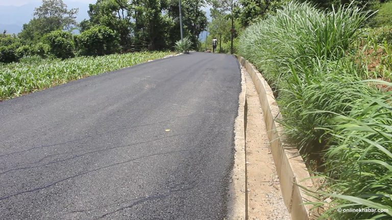 रेसुङ्गामा नगरपालिकामा ३ वर्षमा ६५ किलोमिटर सडक कालोपत्रे