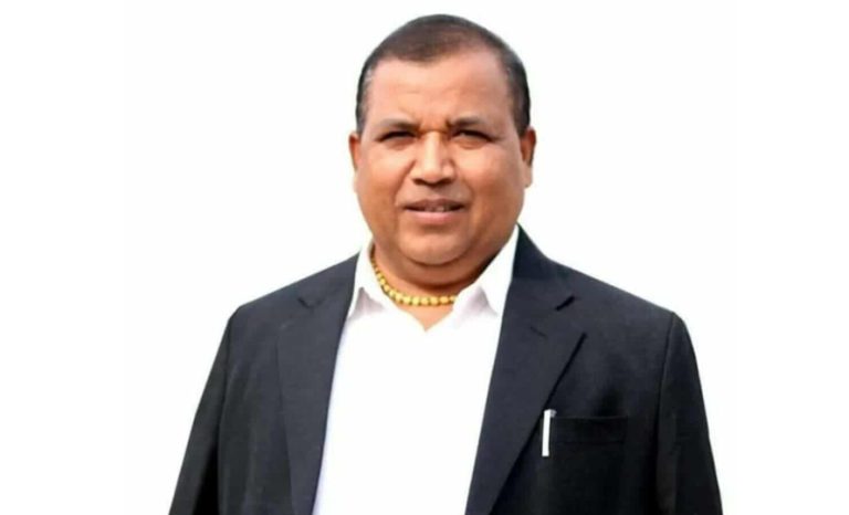 भ्रष्टचारी ठहर सर्लाहीका कांग्रेस सभापति सिंहले पदबाट दिए राजीनामा