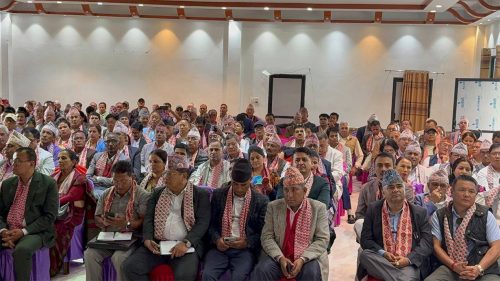 एमाले कोशी बैठक : ९ जनाले ओली–भण्डारीका कुरा गरे, बाँकी खुल्‍न चाहेनन्