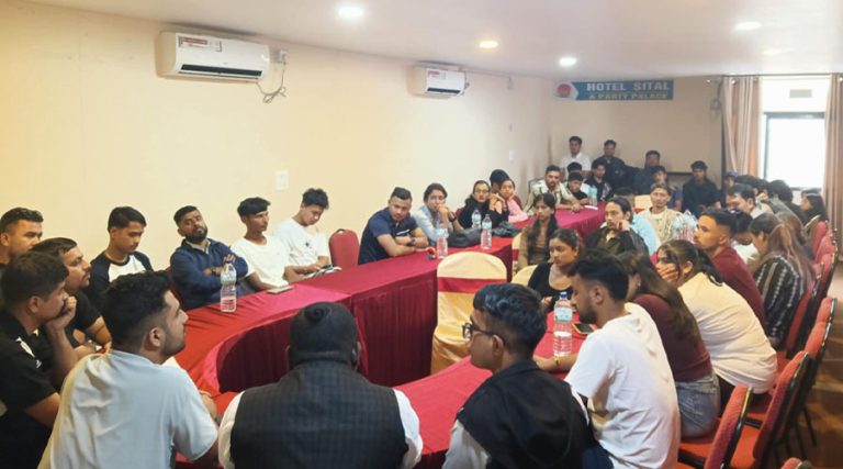 अनेरास्ववियुको निर्णयप्रति असन्तुष्टहरुको गण्डकीमा छुट्टै बैठक