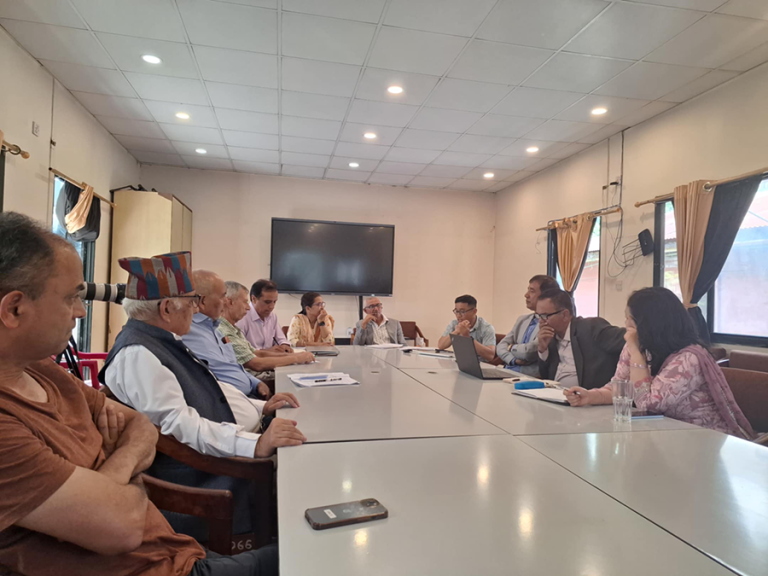 शिक्षा विधेयकमा प्राज्ञ पनि असन्तुष्ट, सार्वजनिक विद्यालय मार्न खोजियो
