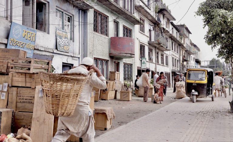 ३० दशकको काठमाडौं झल्काउने ‘क्याप्टेन साब’को छायांकन सेट