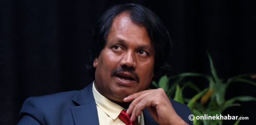 सिके राउतले चलाउँदैछन् भयको शासन
