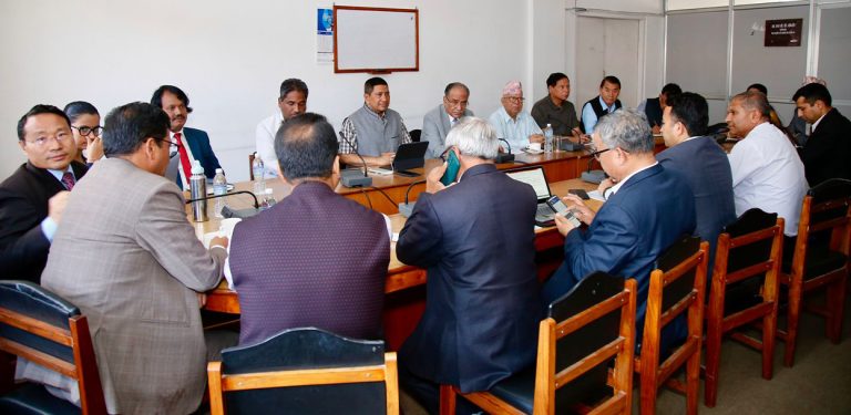निर्वाचन आयोगले ल्याएको कार्यविधिमा आपत्ति, कांग्रेस-एमालेप्रति आशंका