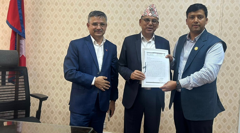 त्रिभुवन राजपथ बाघझोरा खोलामा ओभरपास वा अन्डरपास विकल्प खोज्न माग