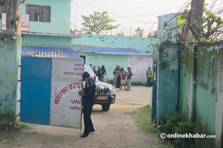 सुदूरपश्चिममा ३५२ कैदीबन्दी अझै फरार